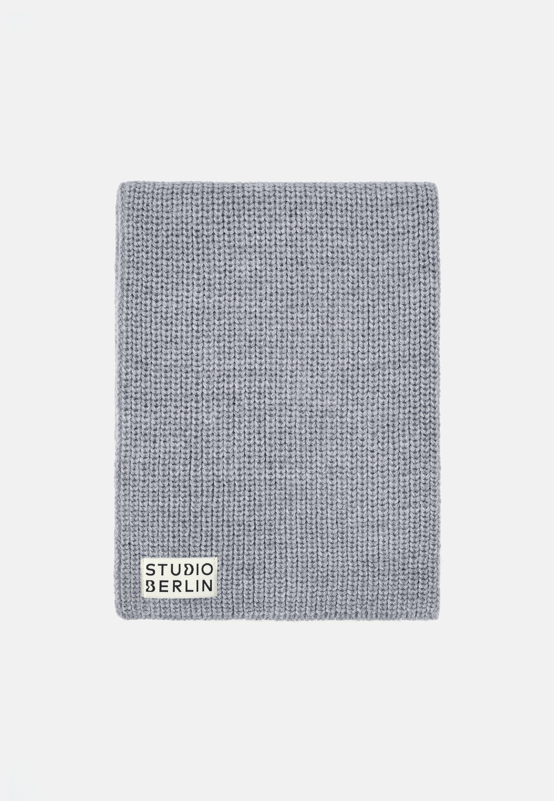 WOOL SCARF STUDIO