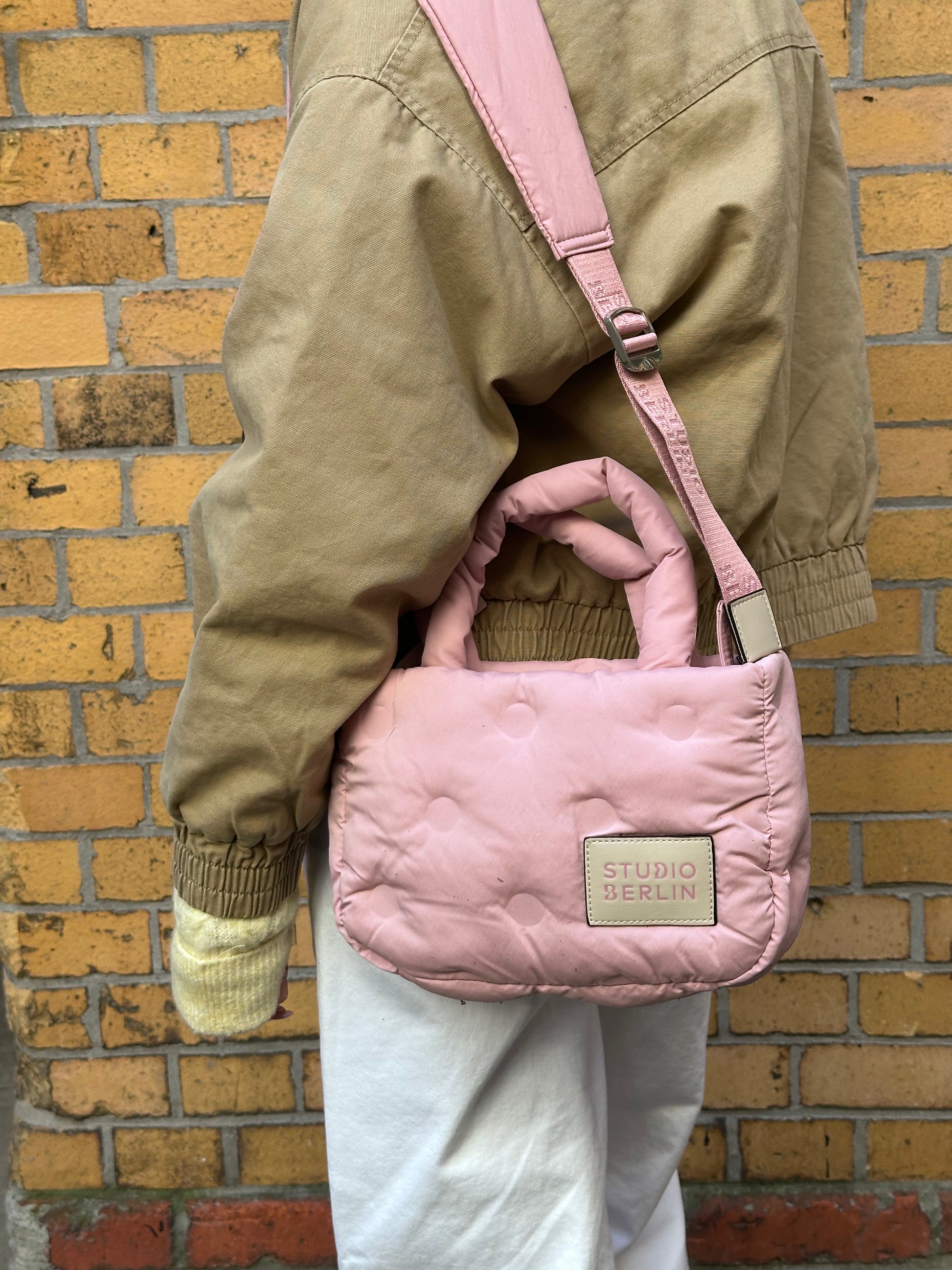 StudioBerlin- Handtaschen>Unisex>Nylontaschen>Crossbody Taschen- MITTE MINI PUFFY-oatmeal / OS-sage green / OS-dark navy / OS-dusty pink / OS