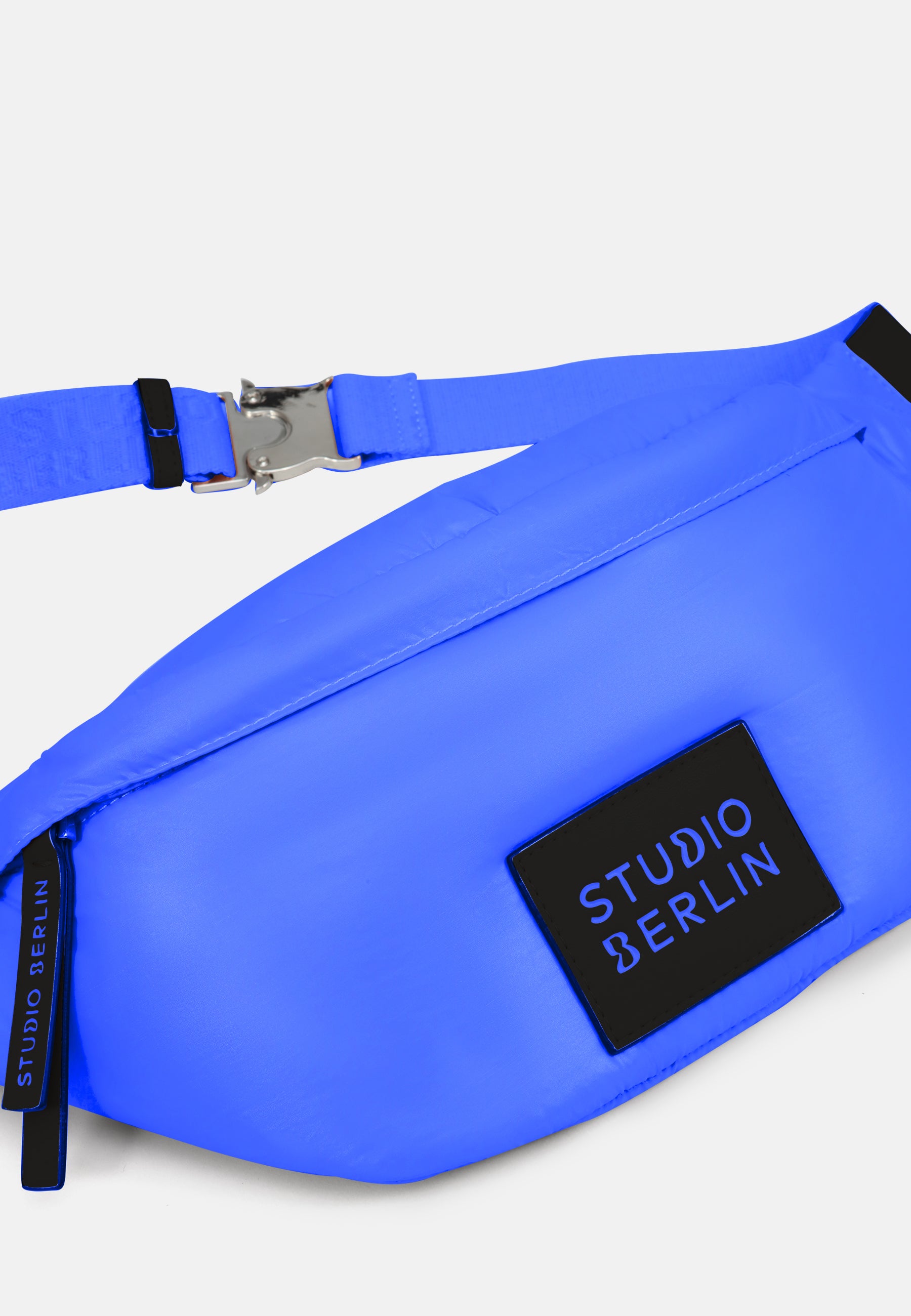 StudioBerlin- Handtaschen>Unisex>Nylontaschen>Crossbody Taschen- SPANDAU MINI SHINY-black / OS-caramel / OS-cobalt blue / OS-peach / OS