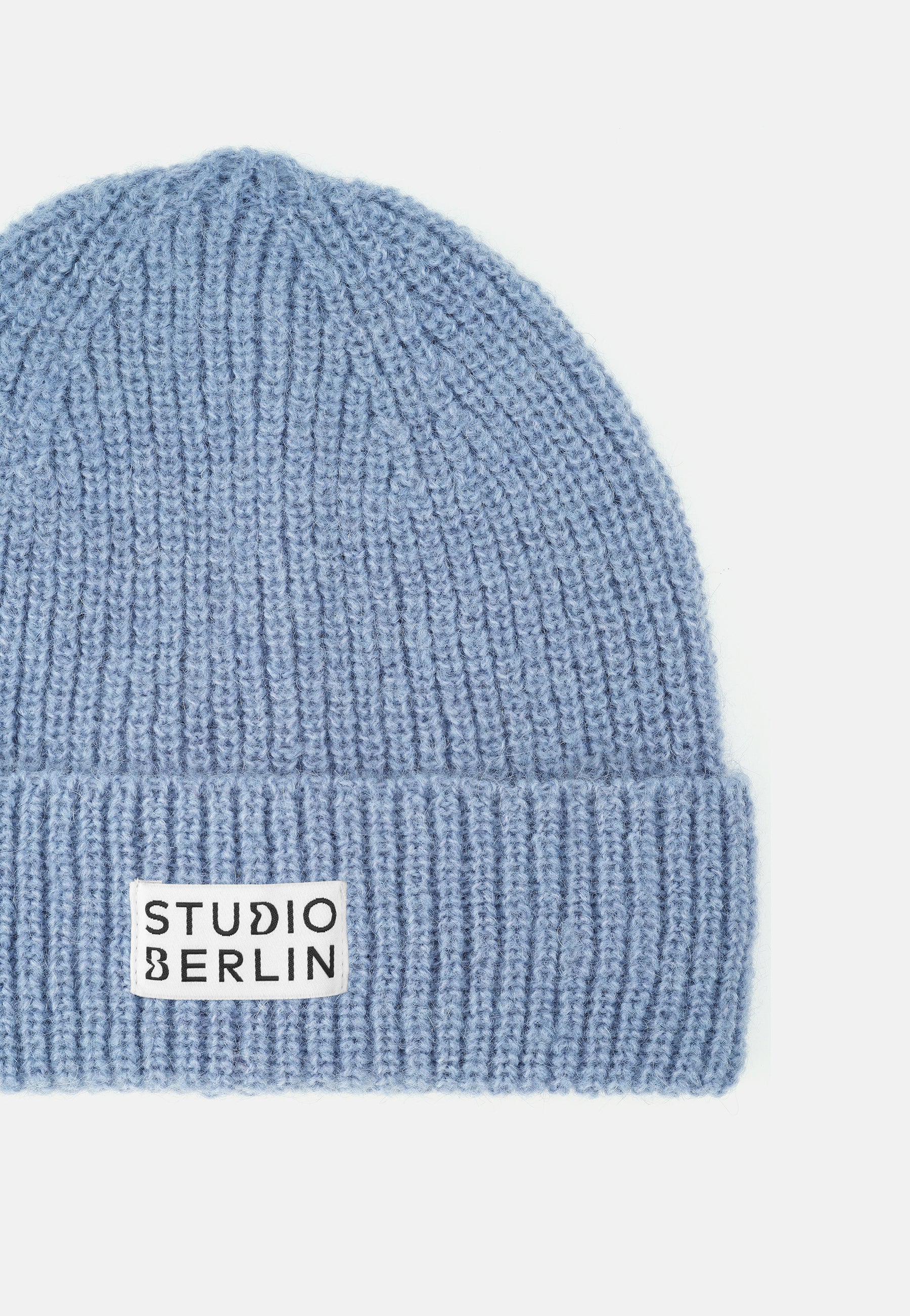 MOHAIR BEANIE STUDIO