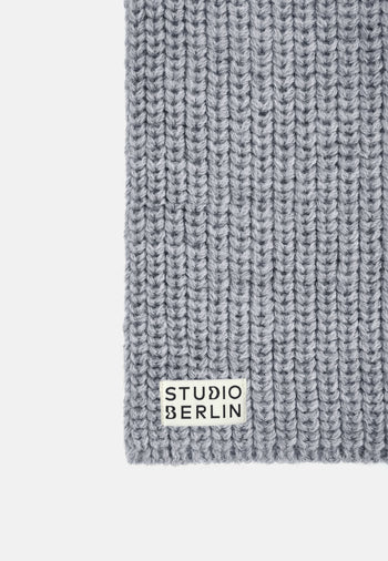 WOOL SCARF STUDIO
