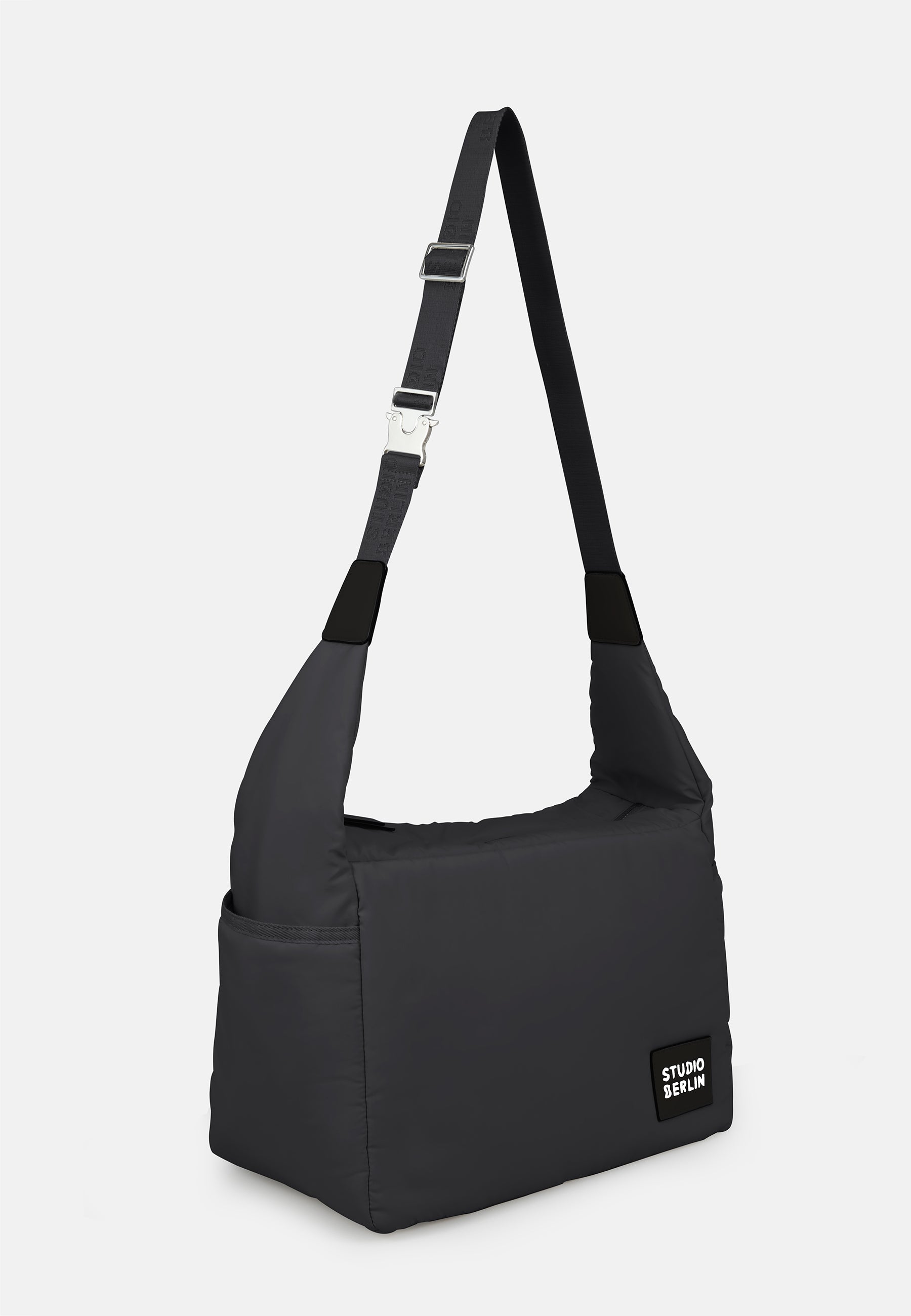 StudioBerlin- Handtaschen>Unisex>Nylontaschen>Crossbody Taschen- FRIEDRICHSHAIN CITY MATT-black / OS-oatmeal / OS-light grey / OS-sage green / OS-dark khaki / OS-dark navy / OS-dusty pink / OS 